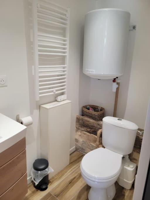 Logement Agreable A La Campagne Saint-Symphorien  Extérieur photo